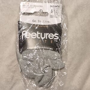 Feetures Elite Max Cushion No Show Socks - Go Gray - SMALL